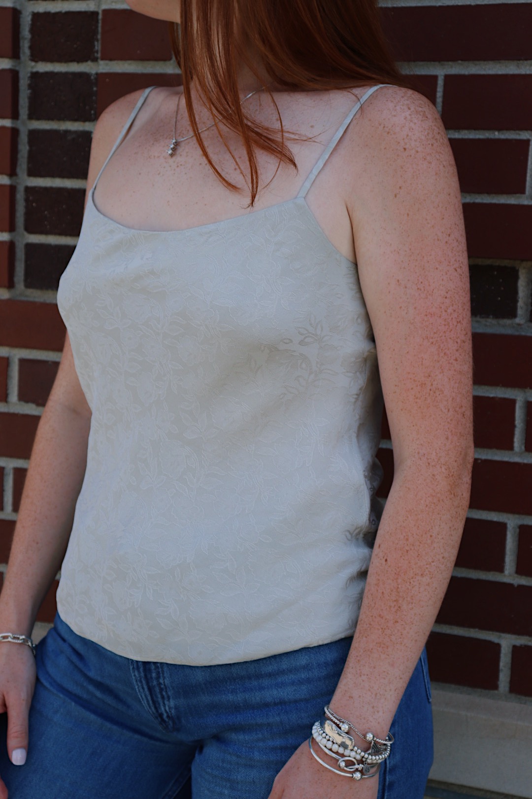 VINTAGE WHITE FLORAL TANK view 3