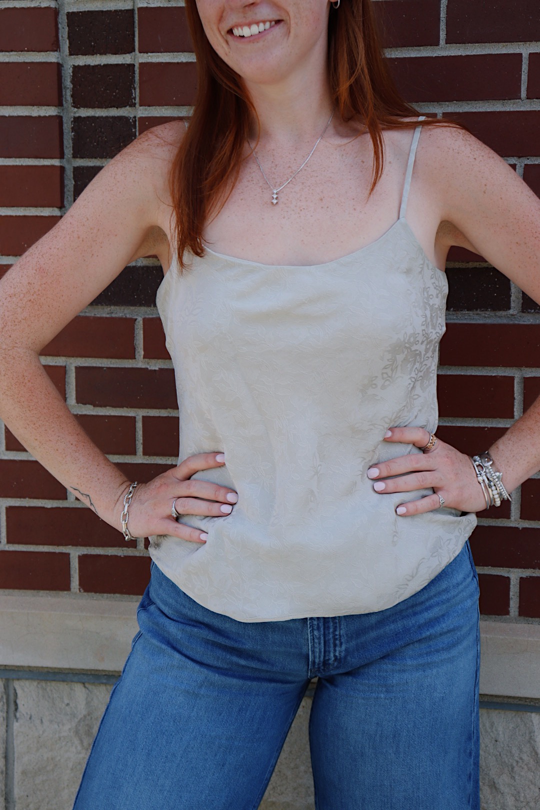 VINTAGE WHITE FLORAL TANK view 5